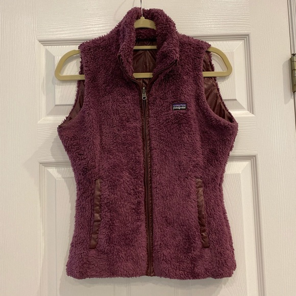 Patagonia Jackets & Blazers - Patagonia Sherpa vest size XS!